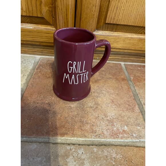 RAE DUNN ARTISAN COLLECTION GRILL MASTER MUG - Picture 1 of 4